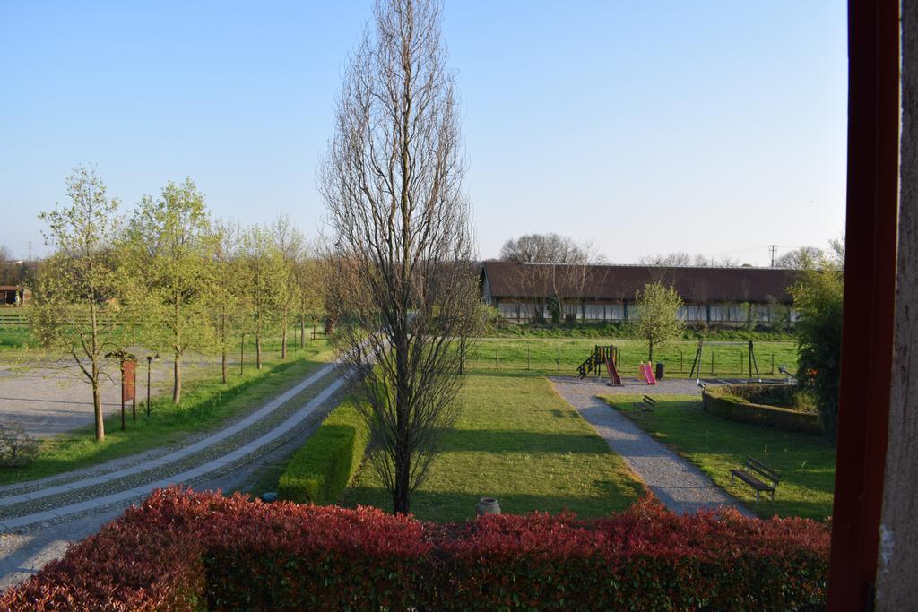 Agriturismo Ca Del Lupo Pallazzolo sullʼOglio エクステリア 写真